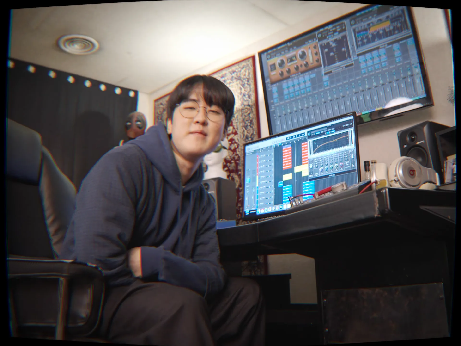 [MV] Vincent Van – 미쳐있어 · 스틸 02