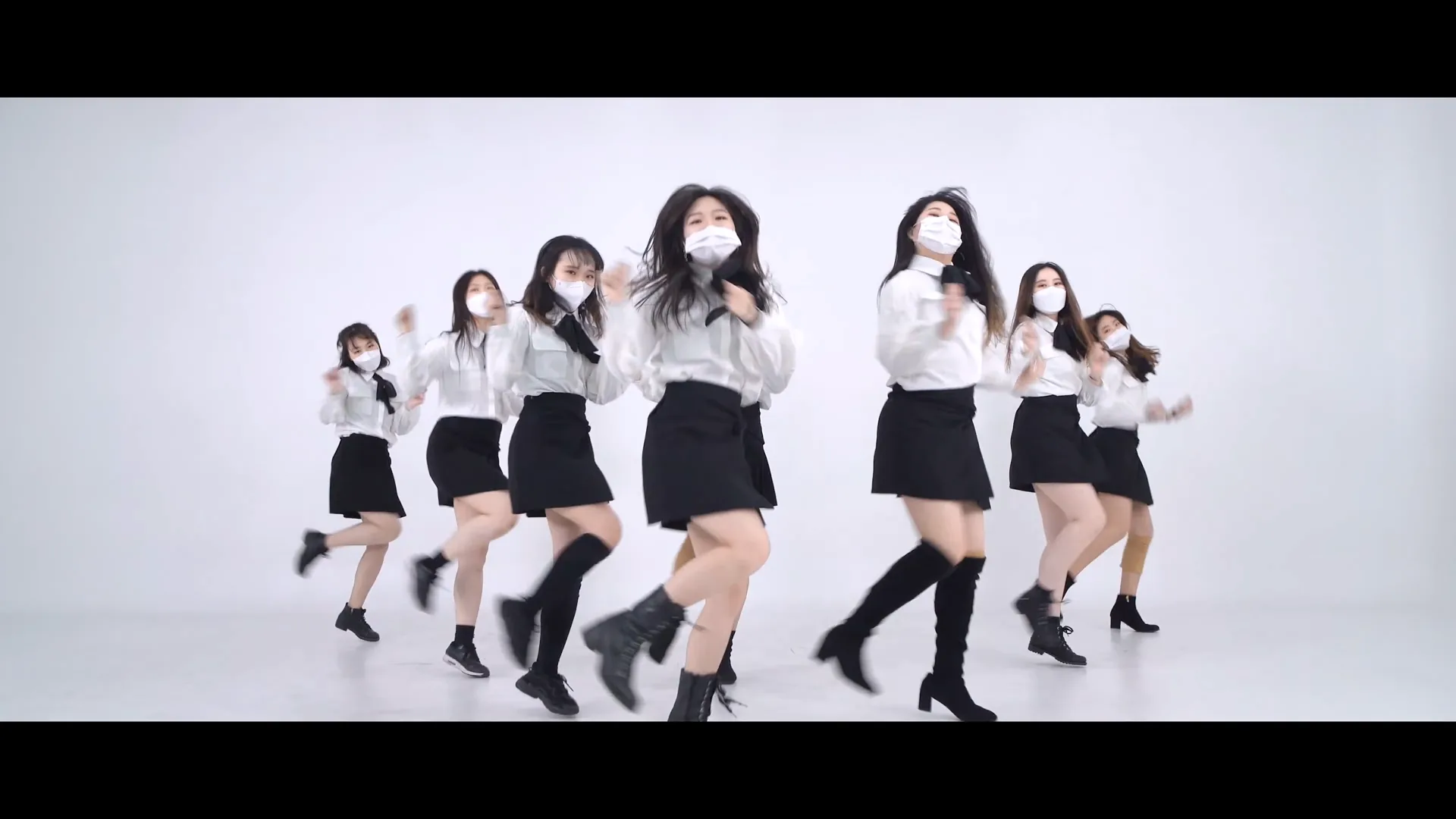 [Performance Video] IZ*ONE - FIESTA | dance cover · 스틸 04