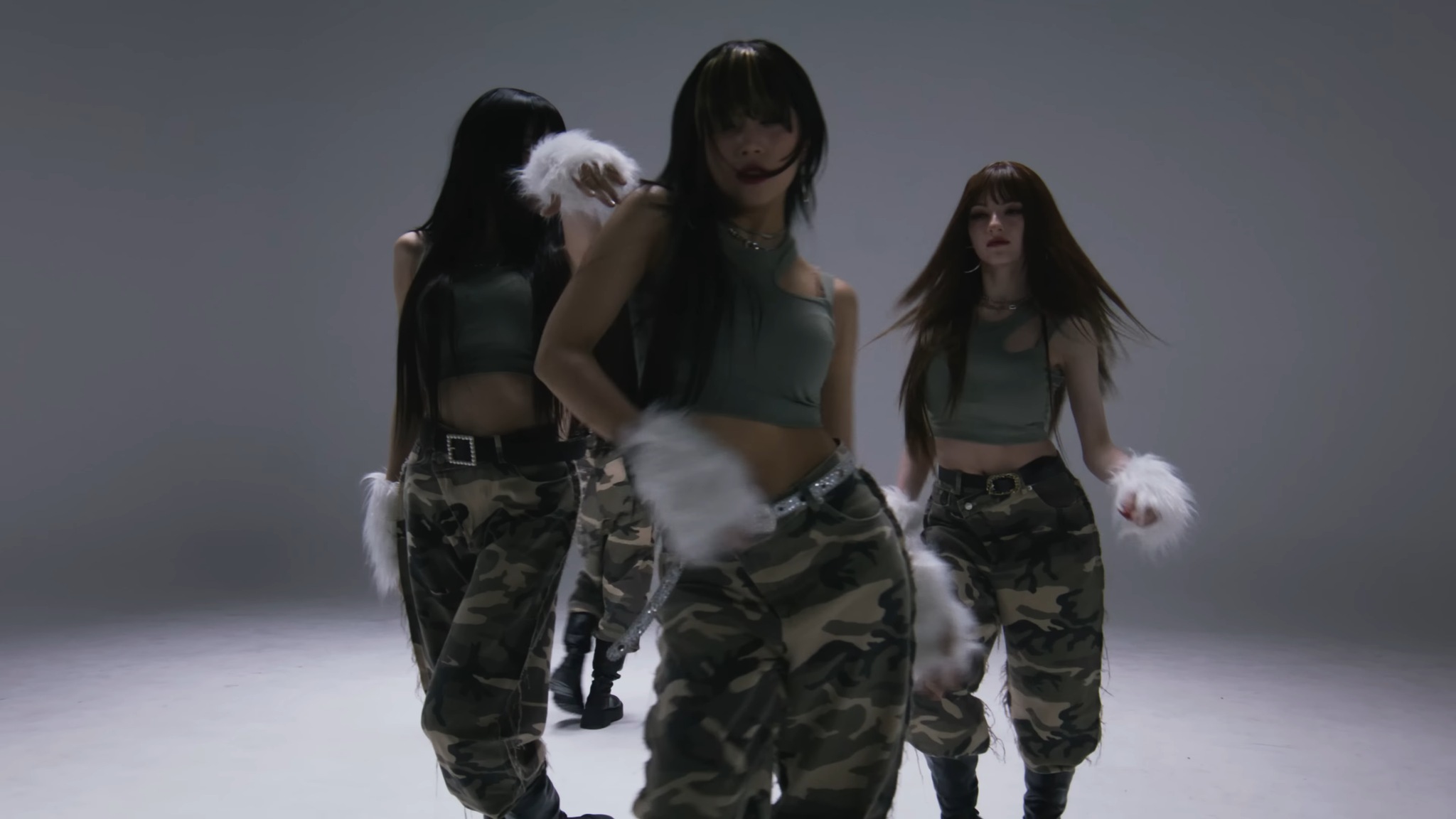 [Performance Video] X:IN - With Draw · 스틸 05